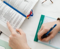 江西師范大學(xué)科學(xué)技術(shù)學(xué)院和長江大學(xué)文理學(xué)院對比哪個好哪個更厲害？差距大嗎？